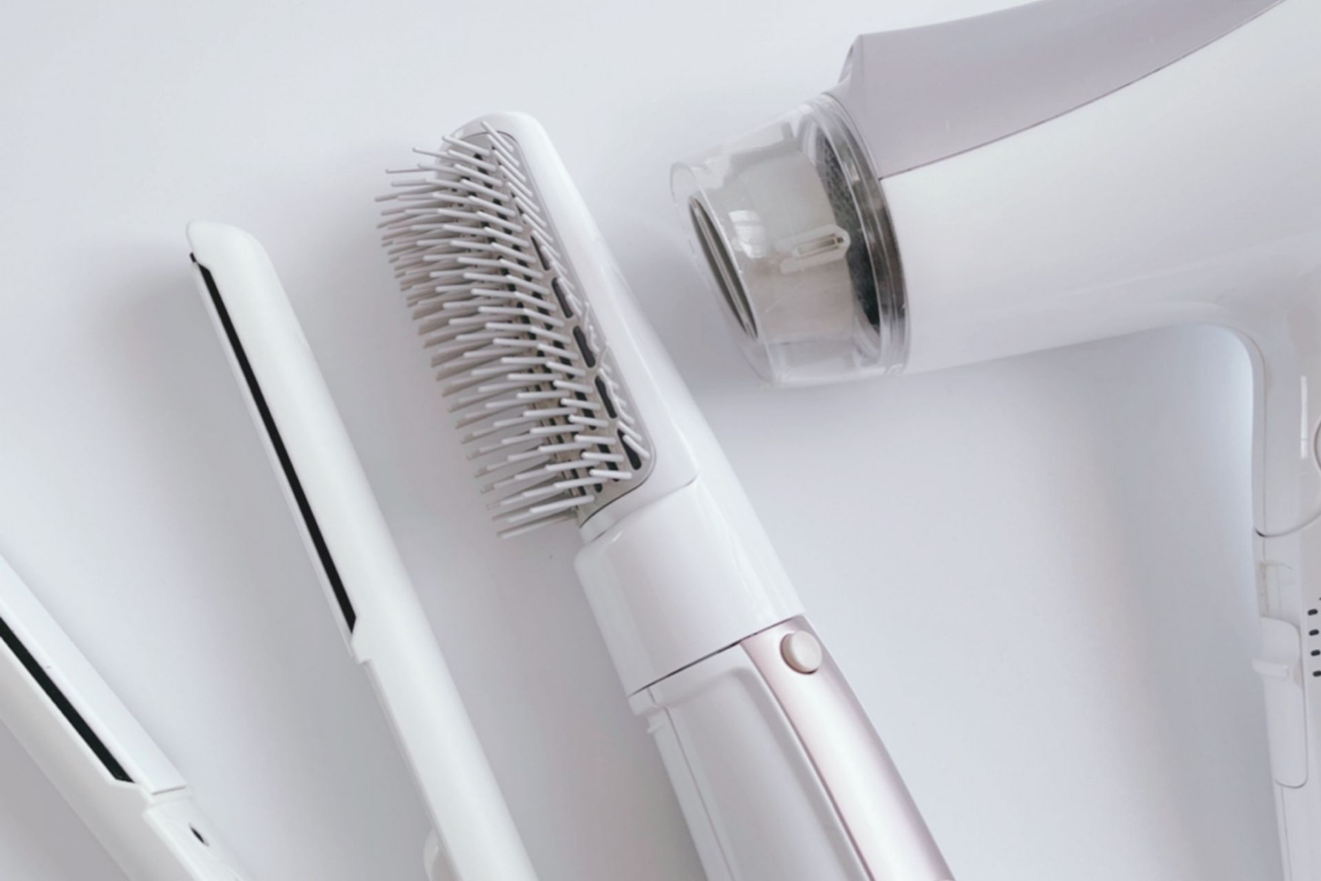 髪の悩みを「隠す」ではなく「改善する」ためのアプローチ