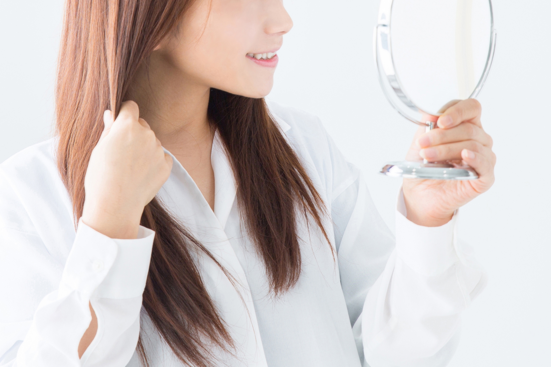 「まっすぐすぎない」自然な質感を実現